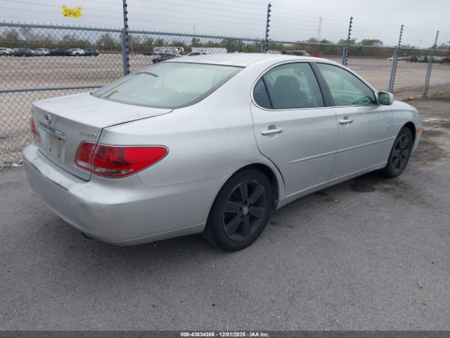 2005 LEXUS ES 330 JTHBA30G455110482 Photo 3
