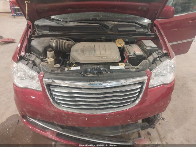 Продажа на аукционе авто 2015 Chrysler Town & Country Touring, vin: 2C4RC1BG5FR608819, номер лота: 43834420