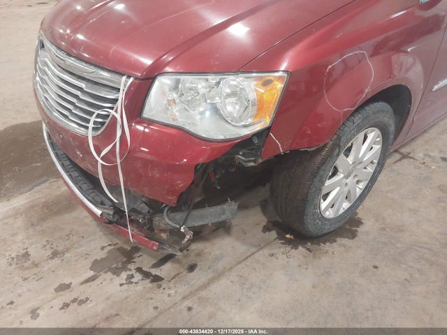 Продажа на аукционе авто 2015 Chrysler Town & Country Touring, vin: 2C4RC1BG5FR608819, номер лота: 43834420