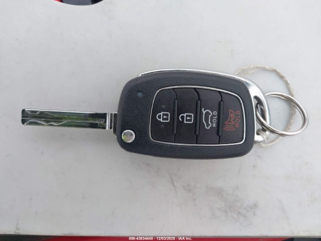 2019 HYUNDAI TUCSON KM8J2CA49KU885615 Photo 10