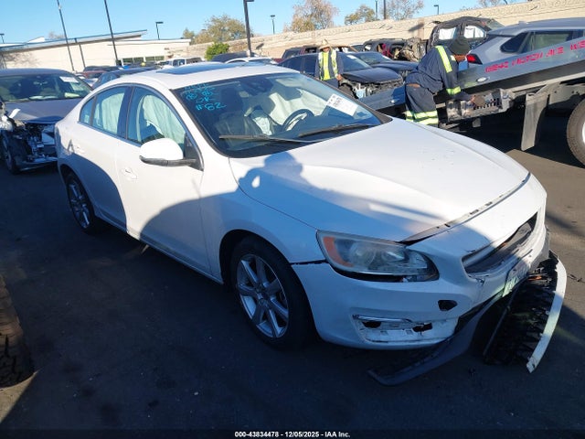Volvo S60 T5 Drive-e Premier 2016 YV126MFK1G2409642 main image