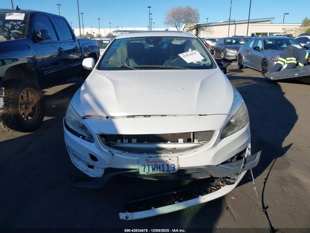 YV126MFK1G2409642 Volvo S60 T5 Drive-e Premier