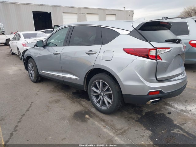 2023 ACURA RDX 5J8TC2H56PL009845 Photo 2