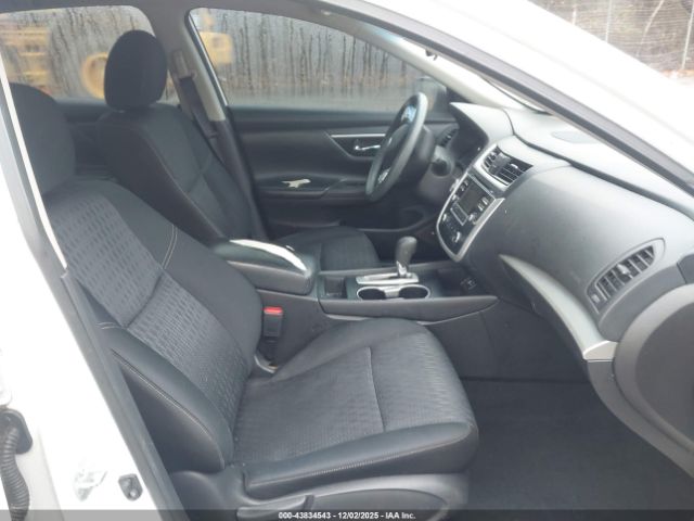 2016 NISSAN ALTIMA 1N4AL3AP7GN304888 Photo 4