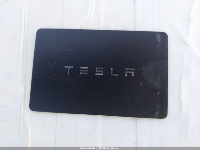 2024 TESLA MODEL Y 7SAYGAEE6RF083699 Photo 10