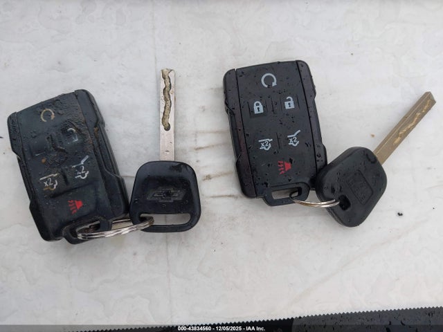 1GNSKBKC3FR106881 Chevrolet Tahoe Lt