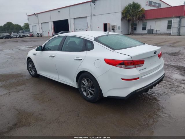 2019 KIA OPTIMA 5XXGT4L37KG339472 Photo 2