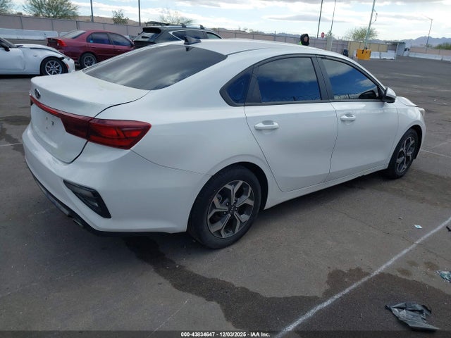 2021 KIA FORTE 3KPF24AD3ME310511 Photo 3