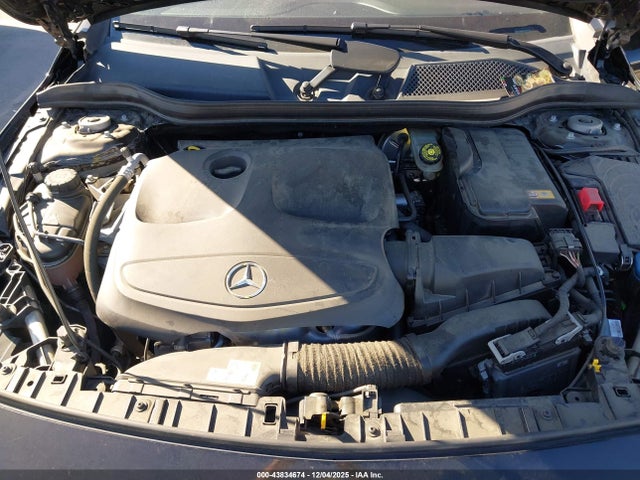 WDCTG4EB1GJ233152 Mercedes-Benz GLA 250