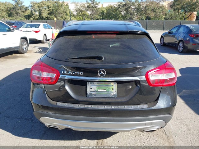 WDCTG4EB1GJ233152 Mercedes-Benz GLA 250