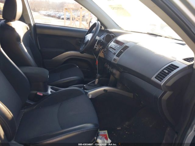 2008 MITSUBISHI OUTLANDER JA4LT31W48Z015742 Photo 4