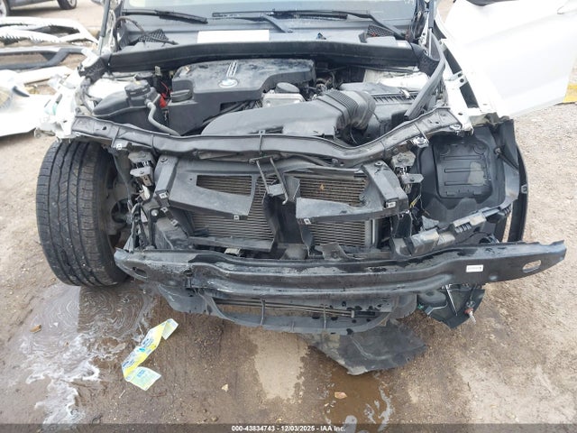 Продажа на аукционе авто 2015 Bmw X1 Sdrive28i, vin: WBAVM1C50FV498555, номер лота: 43834743