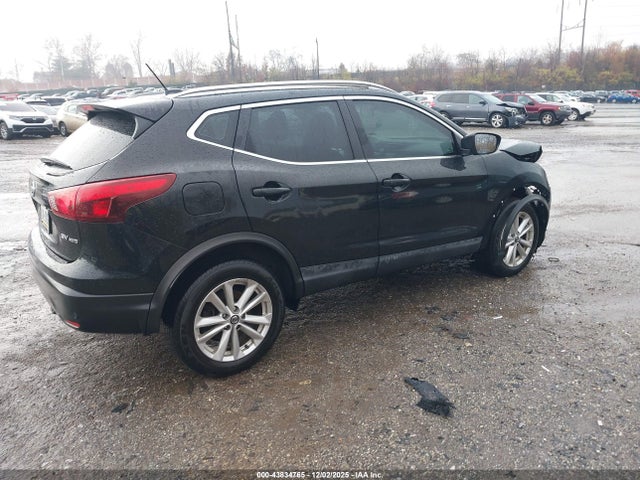 JN1BJ1CR2KW625248 Nissan Rogue Sport Sv