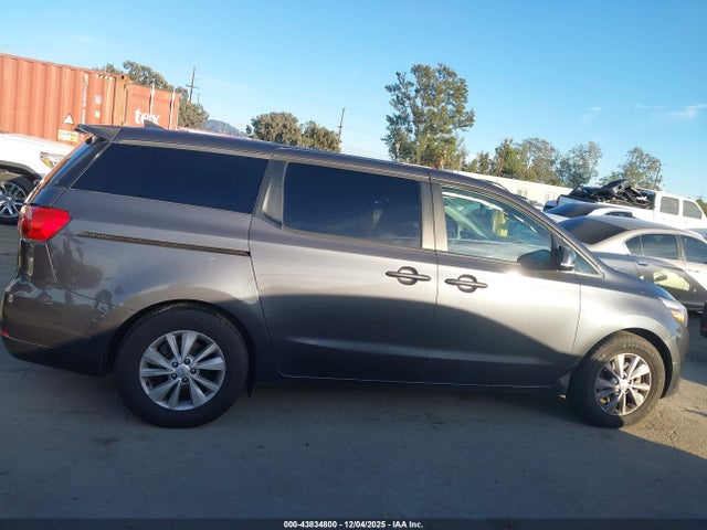 KIA SEDONA LX 2017 KNDMB5C11H6233178 Image 14