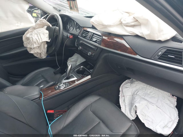 2013 Bmw 328i მანქანა იყიდება აუქციონზე, vin: WBA3A5C53DF601692, აუქციონის ნომერი: 43834803