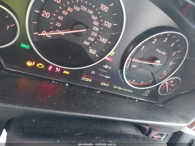 2013 Bmw 328i მანქანა იყიდება აუქციონზე, vin: WBA3A5C53DF601692, აუქციონის ნომერი: 43834803