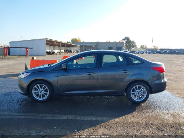 Ford FOCUS SE 2017 1FADP3F2XHL325505 Image 13