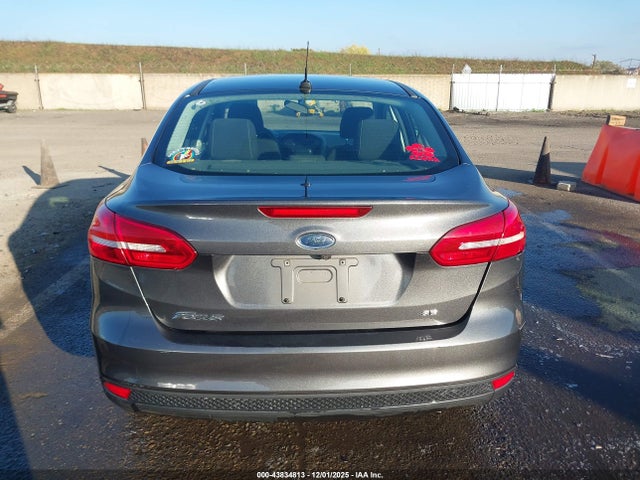 Ford FOCUS SE 2017 1FADP3F2XHL325505 Image 15