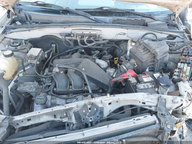 43834827 :رقم المزاد ، 1FMCU93118KB27930 vin ، 2008 Ford Escape Xlt مزاد بيع