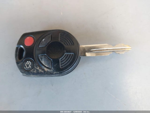 43834827 :رقم المزاد ، 1FMCU93118KB27930 vin ، 2008 Ford Escape Xlt مزاد بيع