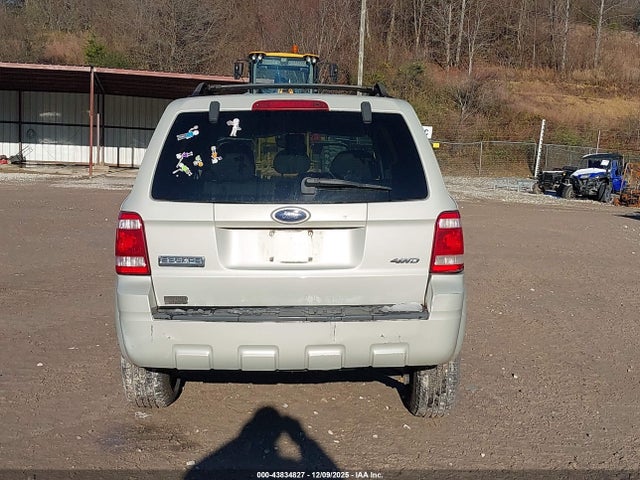 43834827 :رقم المزاد ، 1FMCU93118KB27930 vin ، 2008 Ford Escape Xlt مزاد بيع