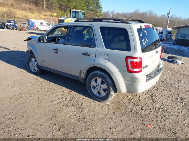 43834827 :رقم المزاد ، 1FMCU93118KB27930 vin ، 2008 Ford Escape Xlt مزاد بيع