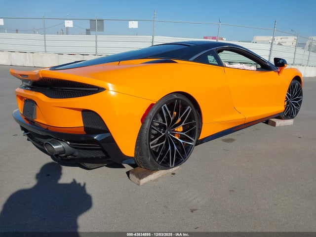2025 MCLAREN GTS SBM22GCA5SW003175 Photo 3