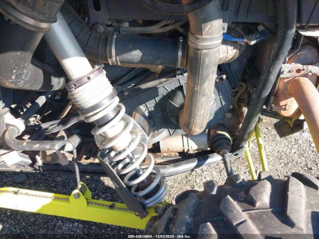 2016 POLARIS RZR 3NSVDE99XGF469891 Photo 8