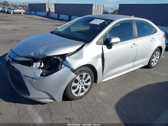 Toyota COROLLA LE 2022 5YFEPMAE2NP341707 Image 2