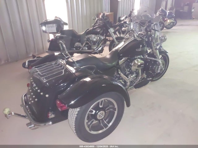 2015 HARLEY-DAVIDSON FLRT 1HD1MCM16FB851681 Photo 3