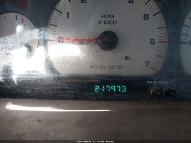 2000 CHRYSLER TOWN & COUNTRY 1C4GP64L7YB702317 Photo 6