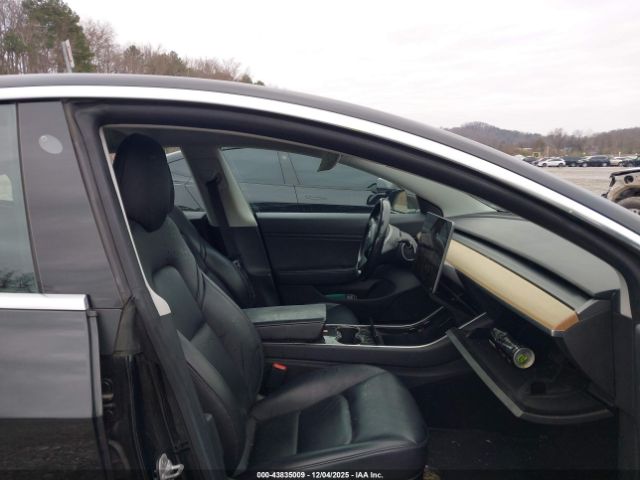 2019 TESLA MODEL 3 5YJ3E1EA4KF189990 Photo 4