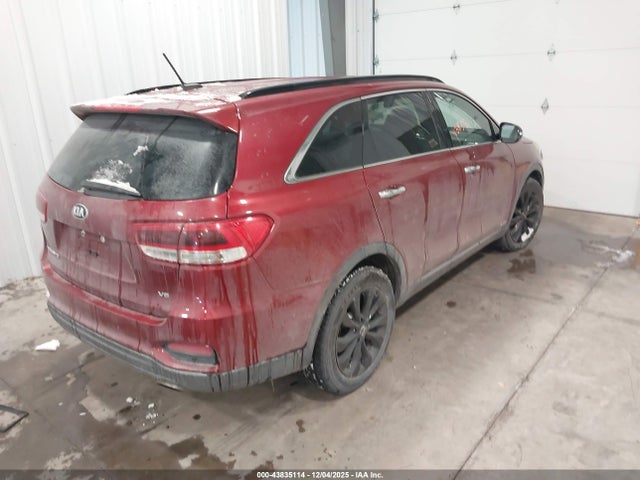 5XYPGDA58KG584186 KIA Sorento 3.3l S
