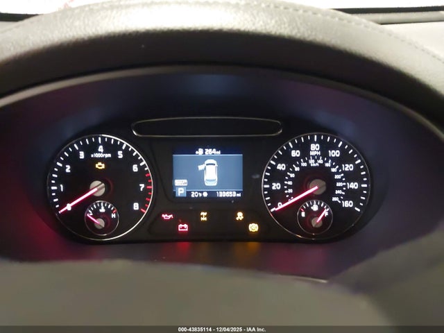 5XYPGDA58KG584186 KIA Sorento 3.3l S