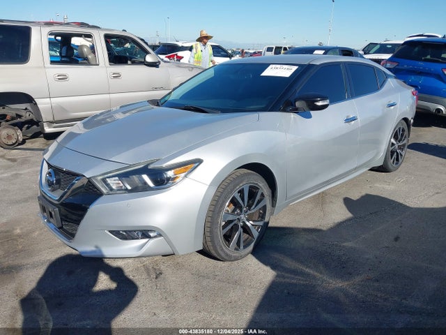 1N4AA6AP5JC382323 Nissan Maxima 3.5 Sv