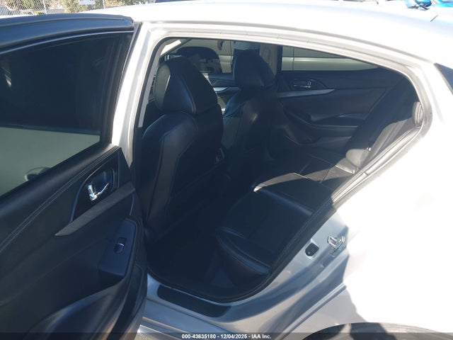 1N4AA6AP5JC382323 Nissan Maxima 3.5 Sv