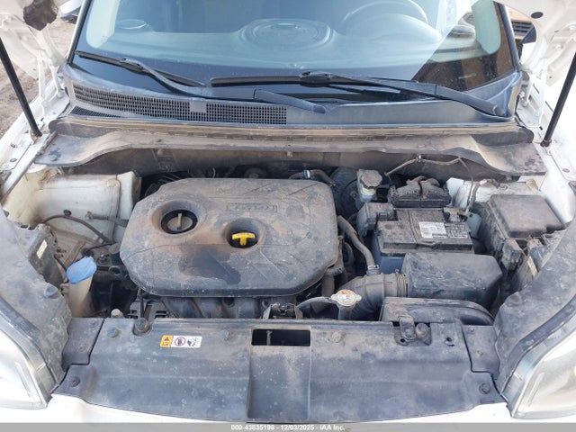 KIA SOUL + 2017 KNDJP3A59H7465049 Image 10