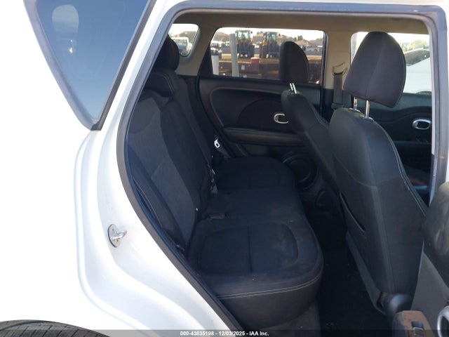 KIA SOUL + 2017 KNDJP3A59H7465049 Image 8