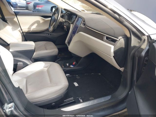 2015 TESLA MODEL S 5YJSA1E12FF118221 Photo 4