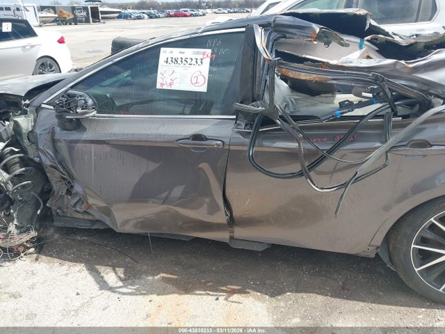 4T1G11AKXRU897248 Toyota CAMRY SE