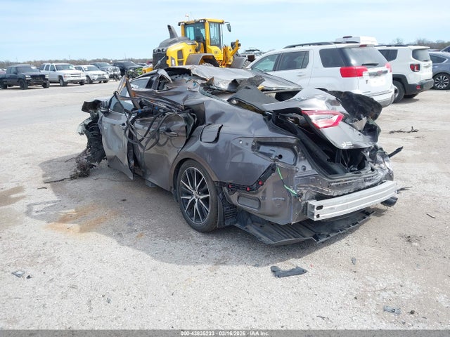 4T1G11AKXRU897248 Toyota CAMRY SE