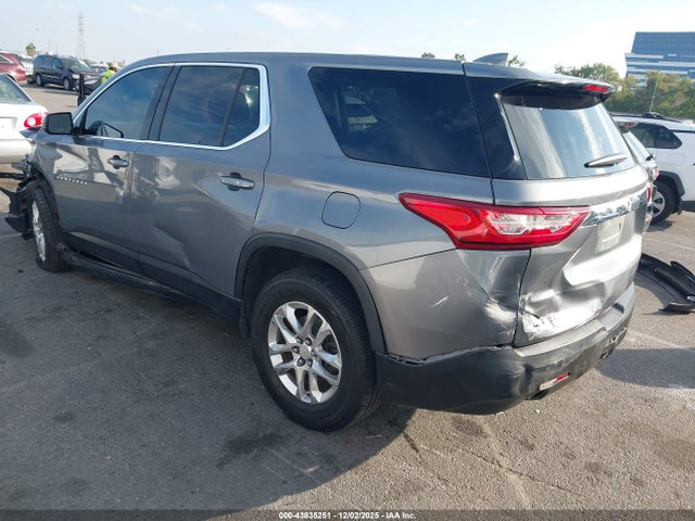 1GNERFKW7JJ263993 Chevrolet Traverse Ls