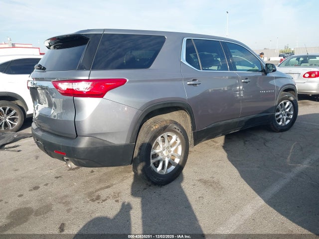 1GNERFKW7JJ263993 Chevrolet Traverse Ls