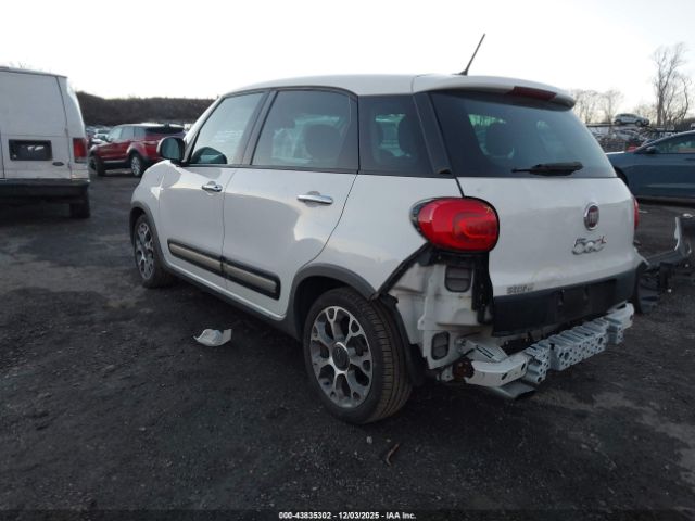 2014 FIAT 500L ZFBCFADH4EZ009419 Photo 2