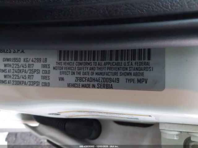 2014 FIAT 500L ZFBCFADH4EZ009419 Photo 8