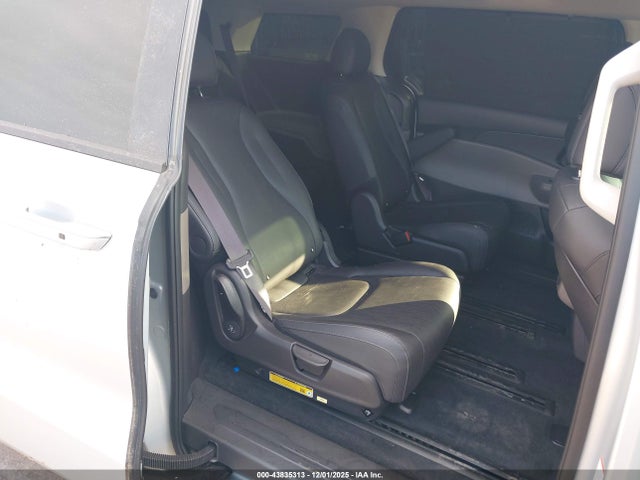 KNDNC5KA6S6060705 KIA Carnival Mpv Hybrid Ex