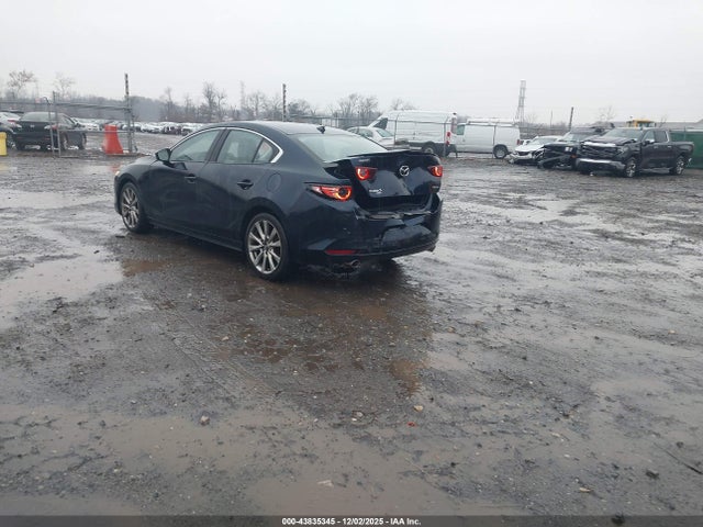 43835345 :رقم المزاد ، JM1BPBDL2M1335250 vin ، 2021 Mazda Mazda3 Premium مزاد بيع