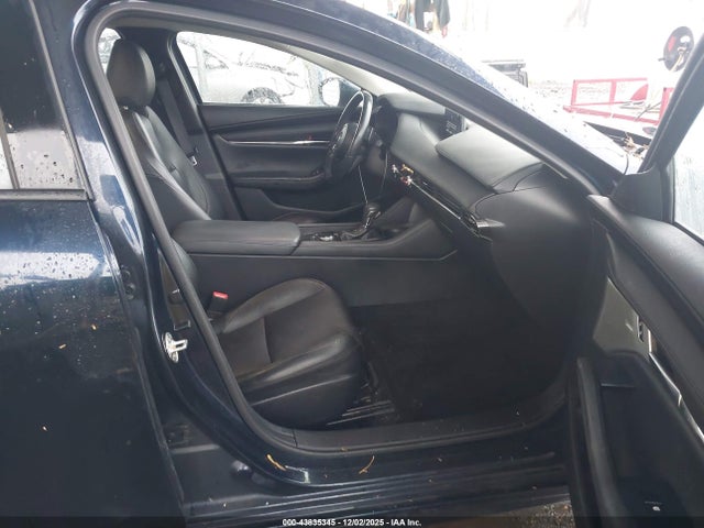 43835345 :رقم المزاد ، JM1BPBDL2M1335250 vin ، 2021 Mazda Mazda3 Premium مزاد بيع