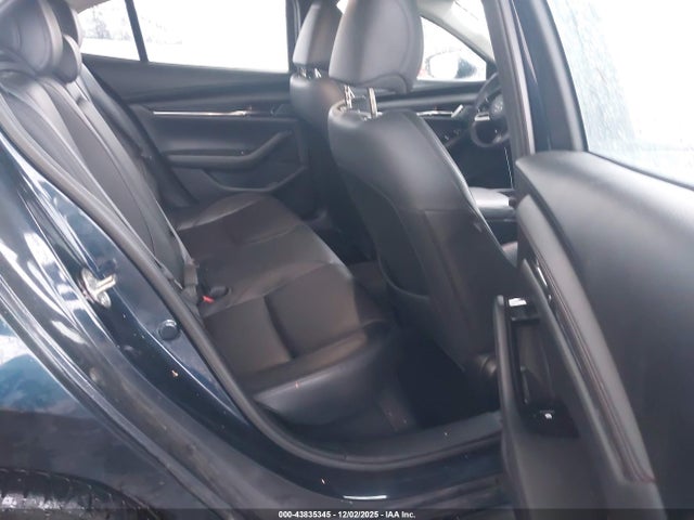 43835345 :رقم المزاد ، JM1BPBDL2M1335250 vin ، 2021 Mazda Mazda3 Premium مزاد بيع