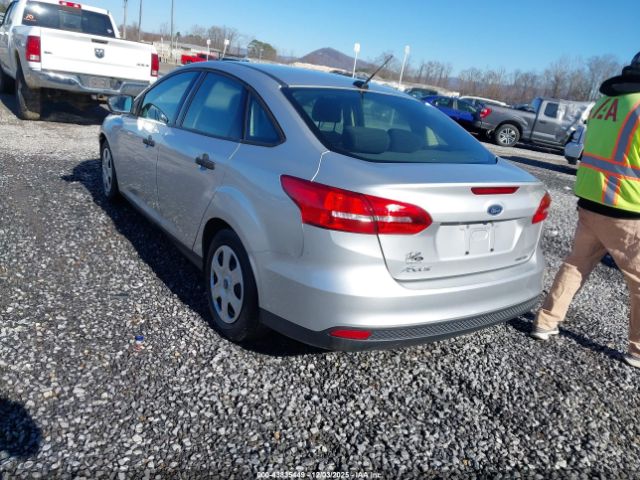2015 FORD FOCUS 1FADP3E26FL313012 Photo 2
